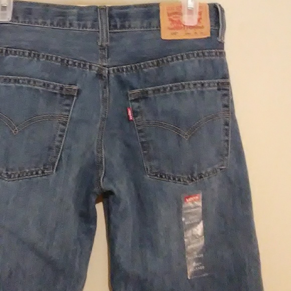 Levi's 550 Relaxed Jeans - Picture 2 of 5